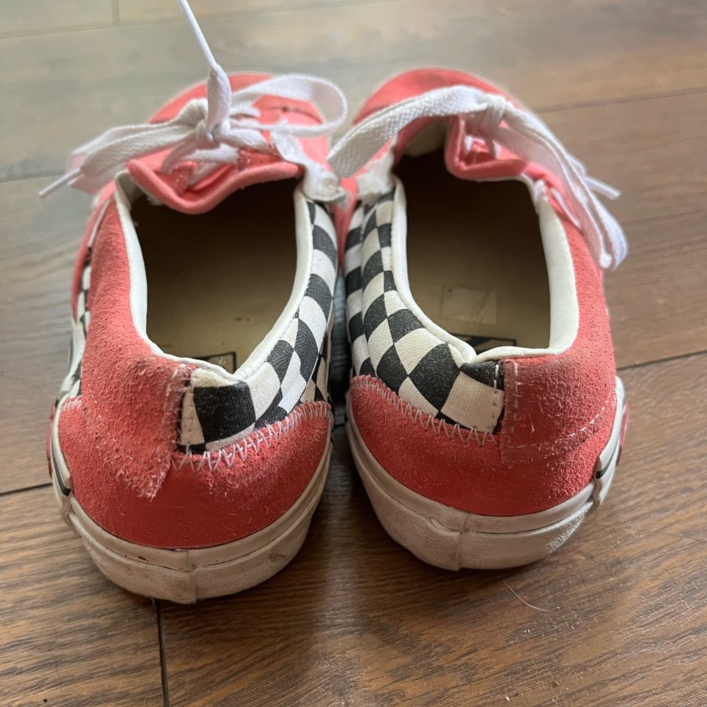 VANS Vault Slip-on CAP pink